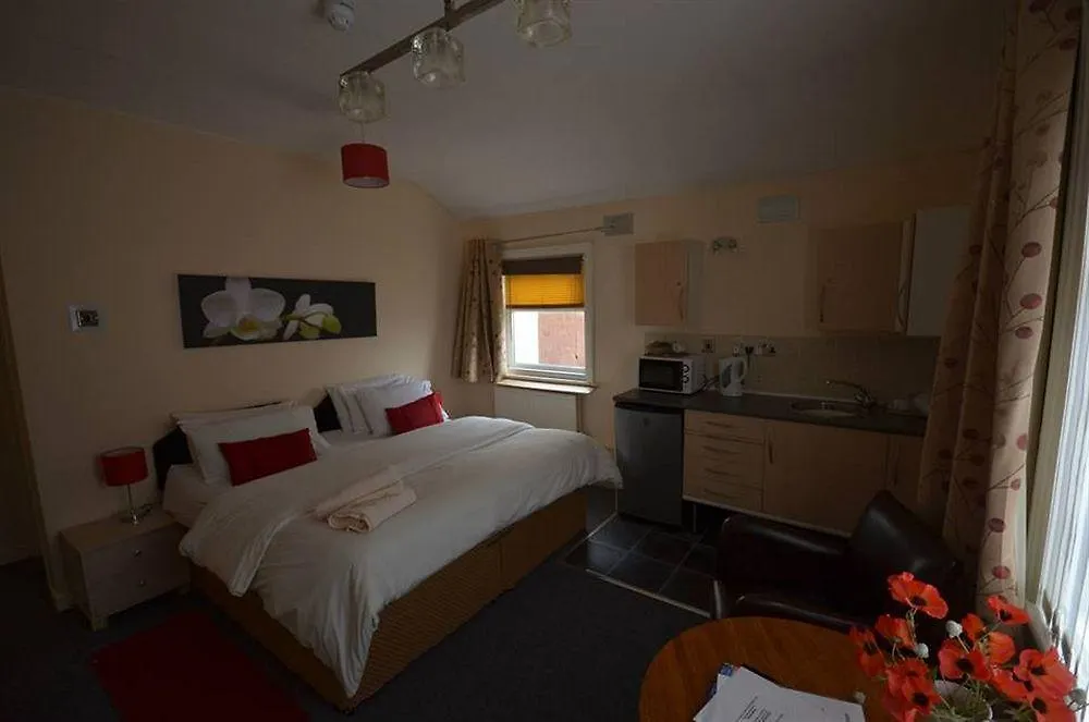 Aparthotel Blackpool 3*,