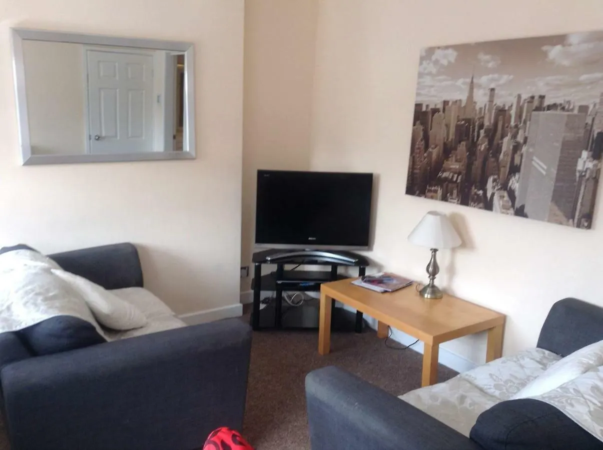 Aparthotel Blackpool 3*,